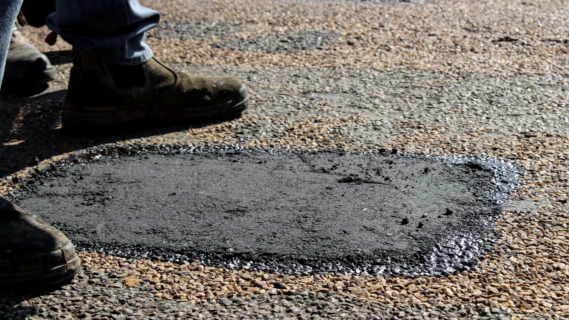 Driveway Pothole Repair Conroe TX: Built for Montgomery County Clay & Rain